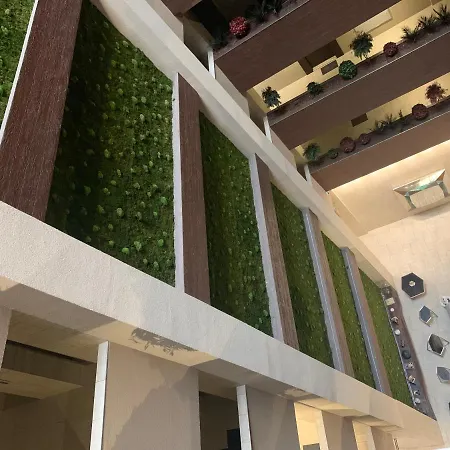 High End In Diamond Garden Building *