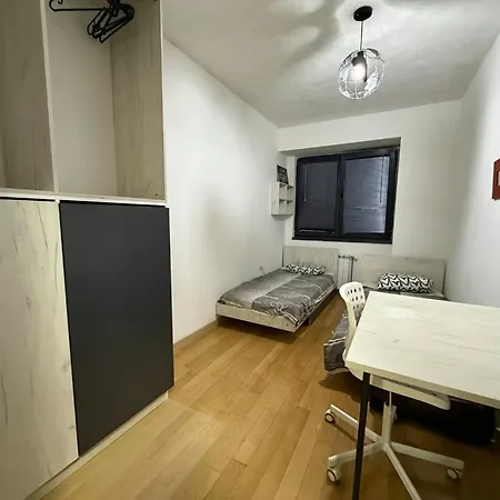 High End In Diamond Garden Building