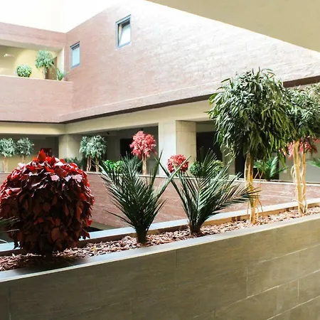 High End In Diamond Garden Building סקופיה