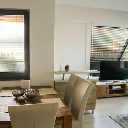 High End In Diamond Garden Building