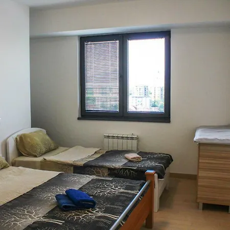 High End In Diamond Garden Building