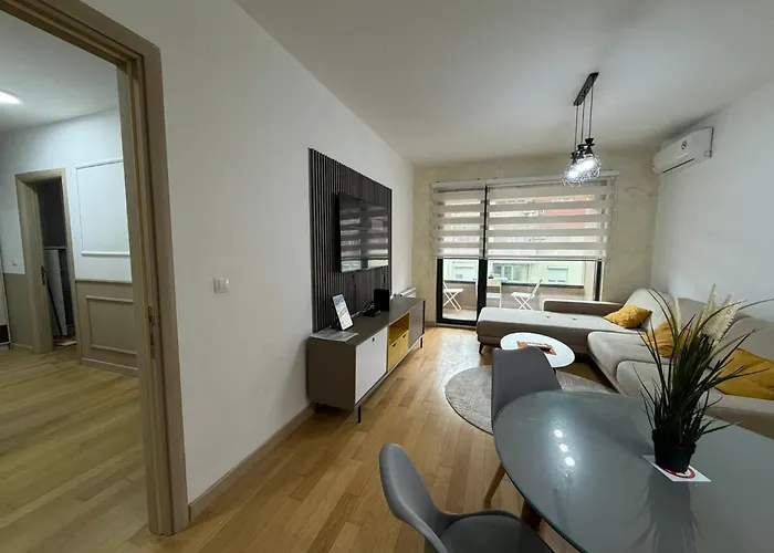 Apartman High End In Diamond Garden Building